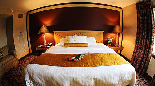 Bertram Inn And Conference Center Aurora 外观 照片